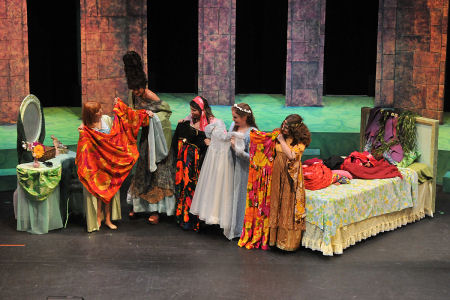 Robin Kelby, far right